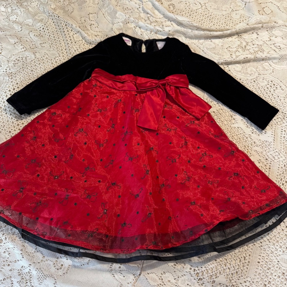Blueberi Boulevard Girls Black Velvet Red bow holiday Christmas Print Dress 2T